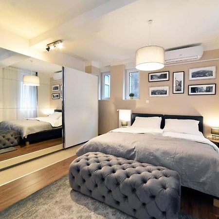 Moin Moin Double Bedroom Suite, Town Centre Загреб Екстериор снимка