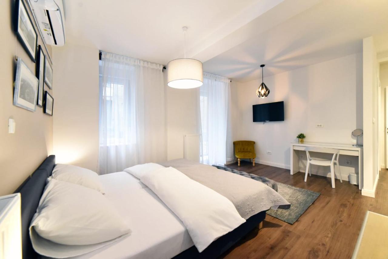 Moin Moin Double Bedroom Suite, Town Centre Загреб Екстериор снимка
